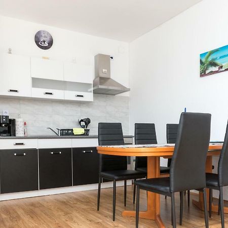 Apartment Rora Zaboric Eksteriør bilde