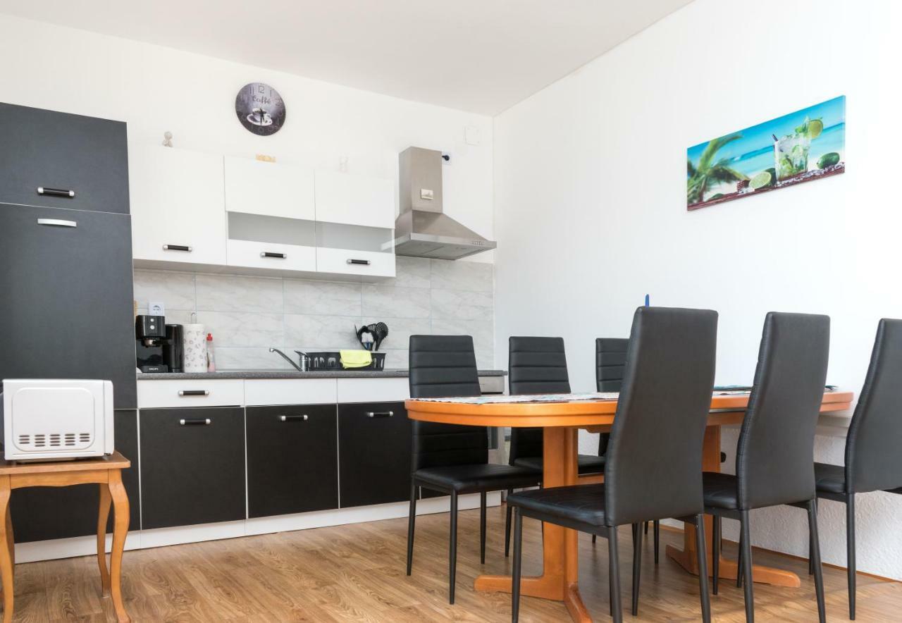 Apartment Rora Zaboric Eksteriør bilde